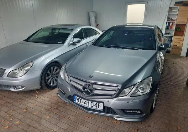 mercedes benz klasa e warszawa Mercedes-Benz Klasa E cena 74900 przebieg: 182550, rok produkcji 2009 z Warszawa
